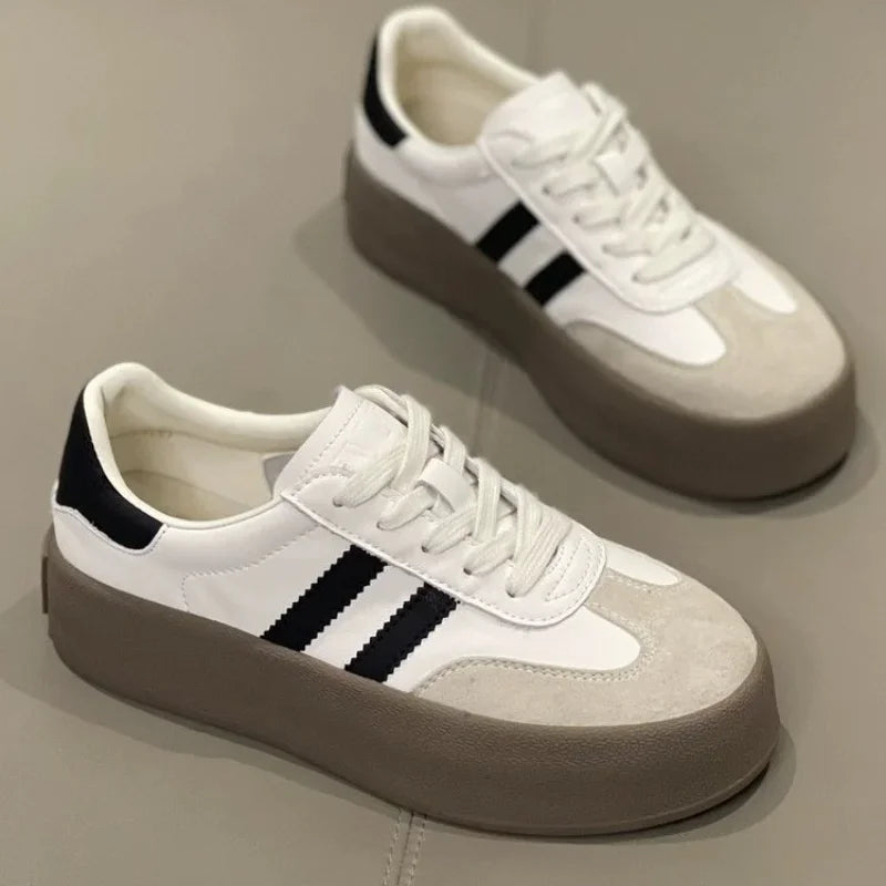 Zapatos deportivos de suela gruesa, zapatos casuales de playa para mujer, nuevos de piel de vaca.