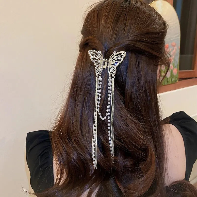 Pinza para el cabello con forma de mariposa y borla larga. Accesorios para el cabello elegantes para mujer. Horquillas con forma de tiburón, con perlas de imitación y diamantes de imitación.